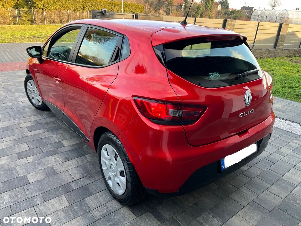 Renault Clio 1.2 16V Life - 10