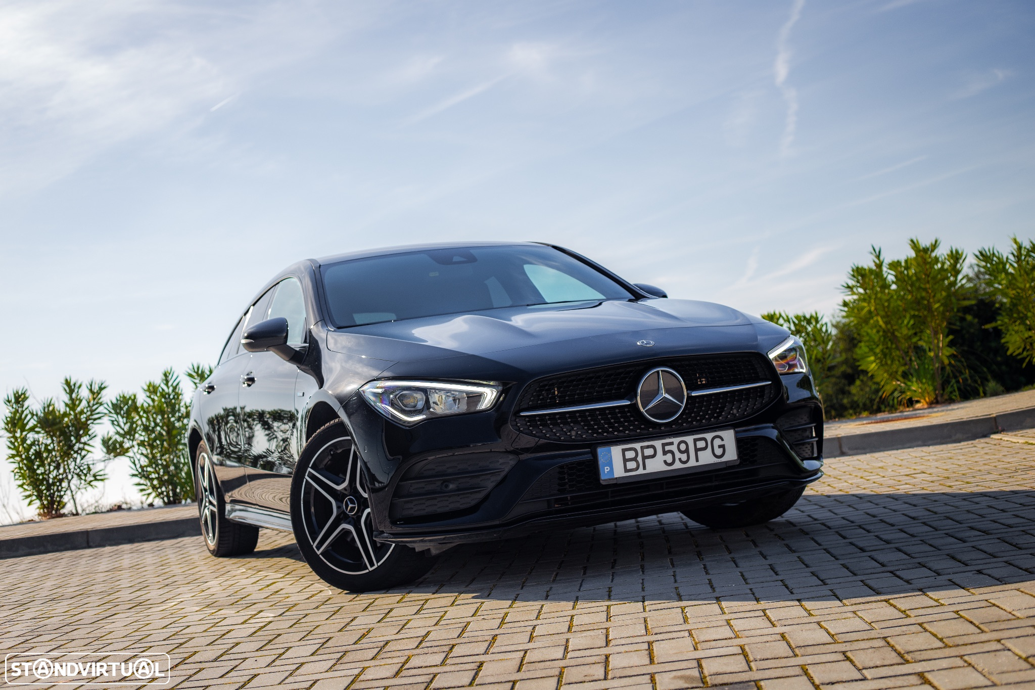 Mercedes-Benz CLA 250 e Shooting Brake AMG Line - 2