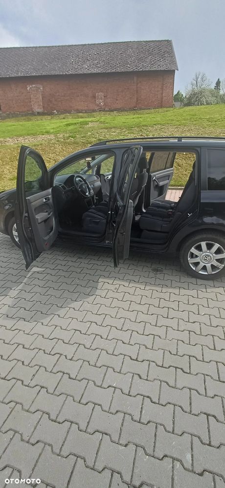 Volkswagen Touran 1.6 United - 6