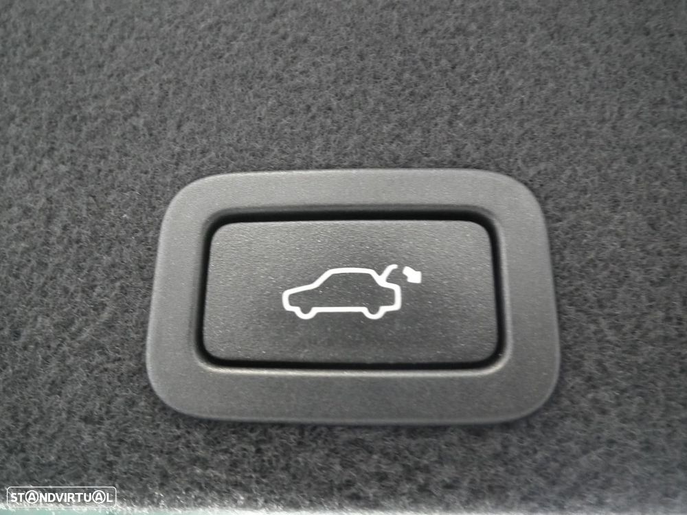 Volvo XC 60 2.0 D3 Dynamic Edition Geartronic - 14