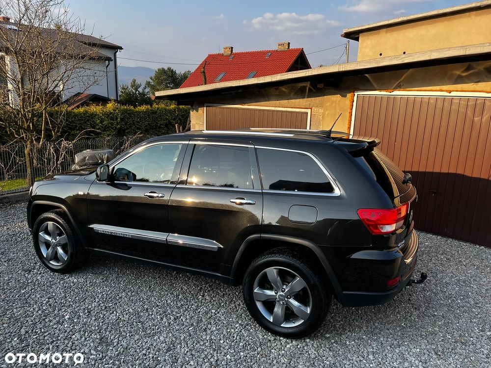 Jeep Grand Cherokee - 8