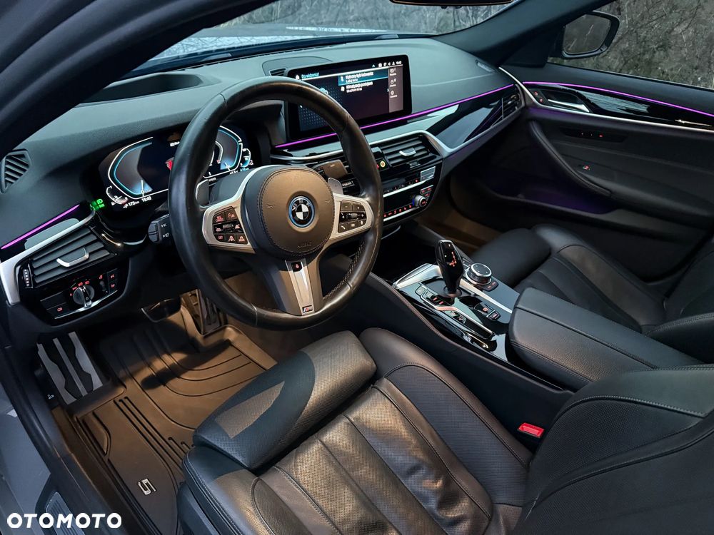 BMW Seria 5 545e xDrive M Sport Edition - 30