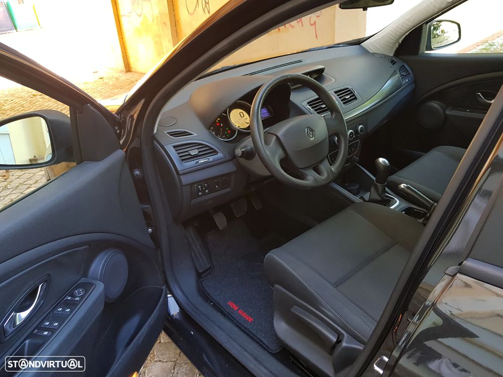 Renault Mégane Sport Tourer 1.5 dCi Dynamique - 10