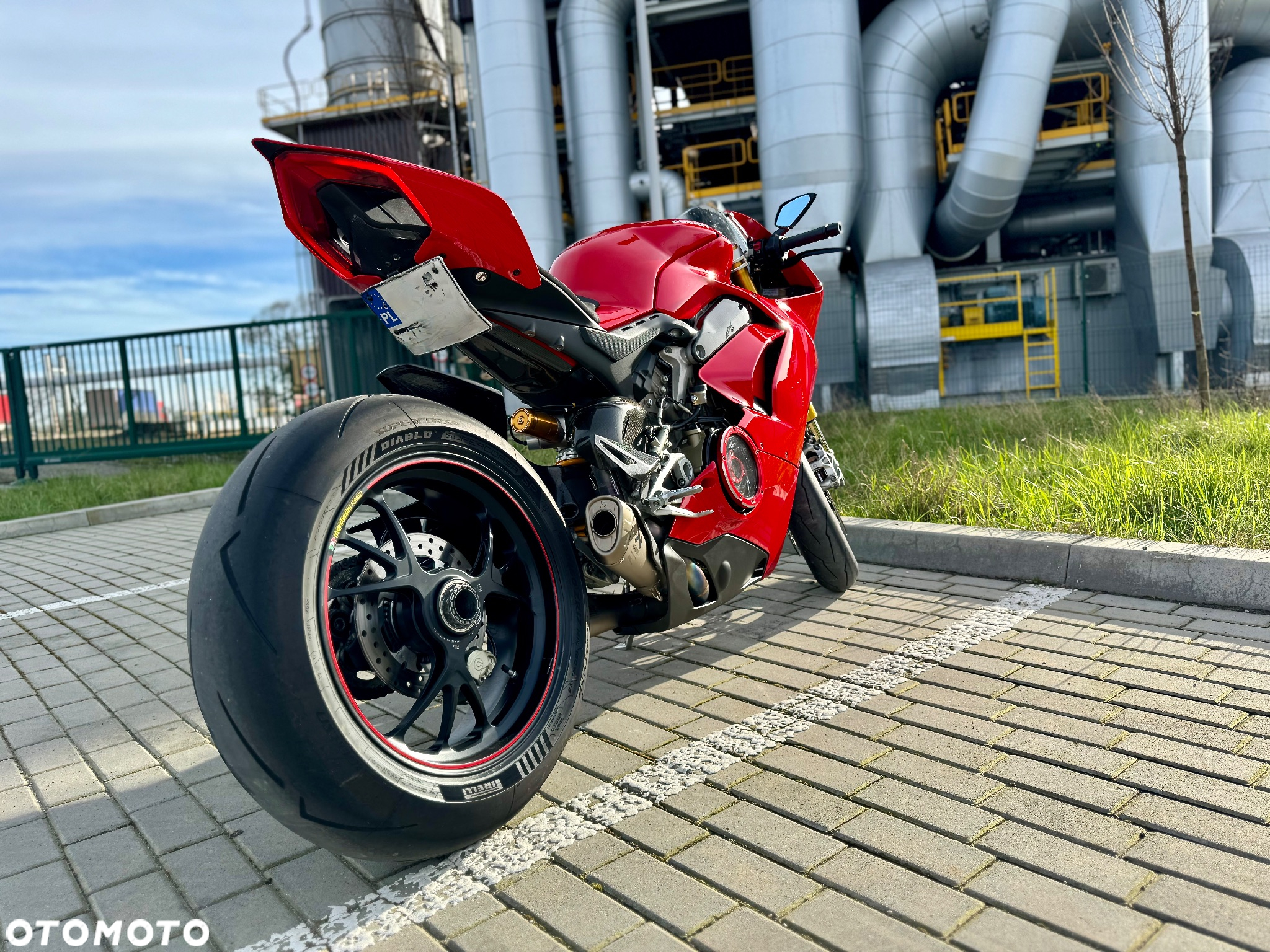 Ducati Panigale V4S - 9