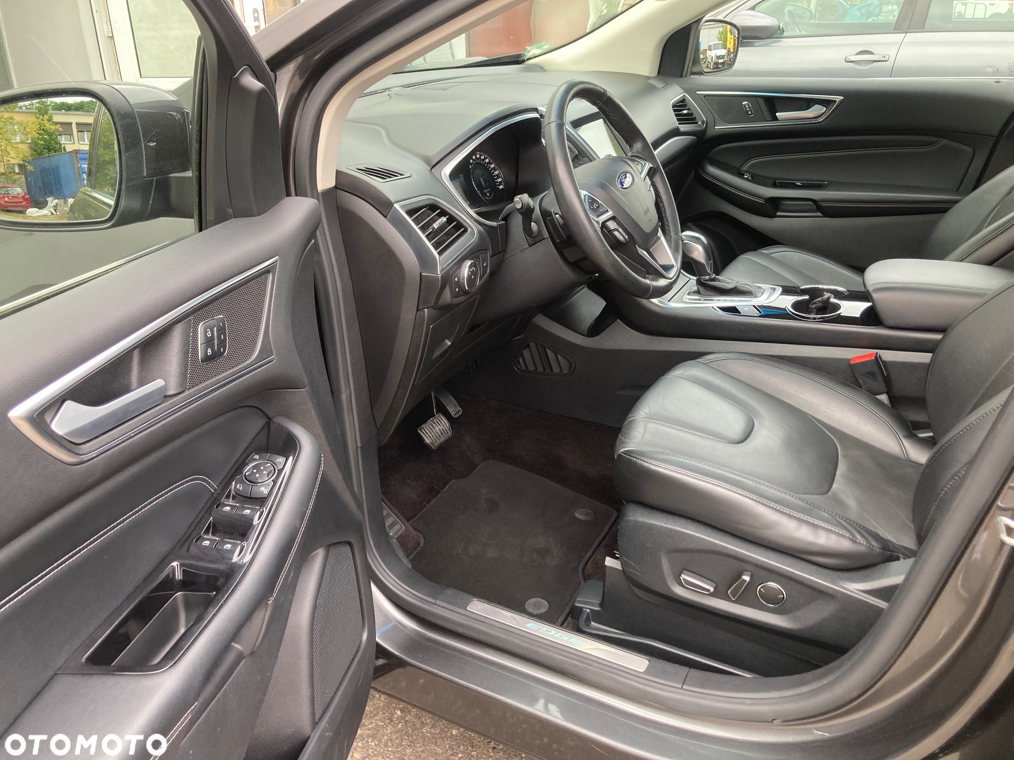 Ford Edge 2.0 TDCi Bi-Turbo 4x4 ST-LINE - 18