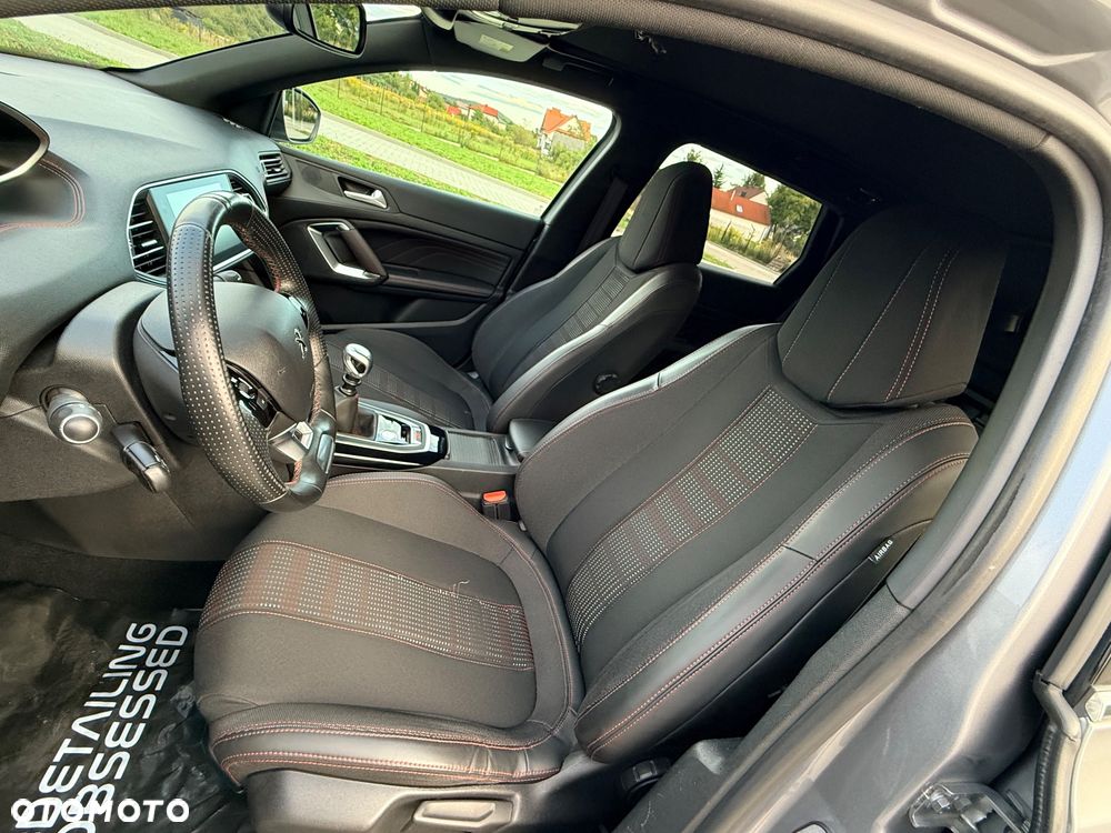 Peugeot 308 BlueHDi FAP 120 Stop&Start GT-Line Edition - 28