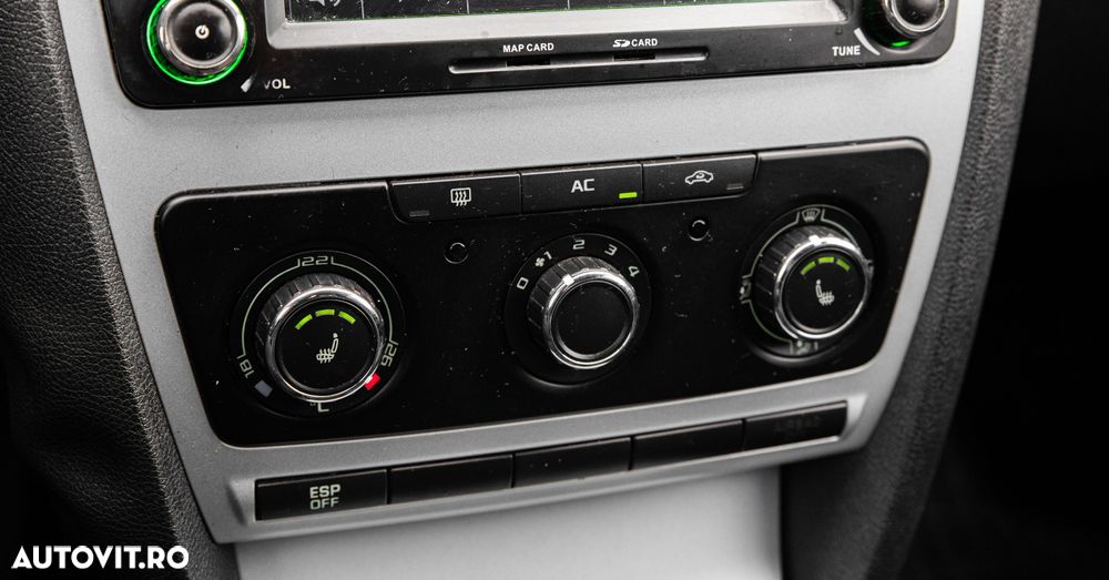 Skoda Octavia 1.8 TSI Laurin Klement - 9