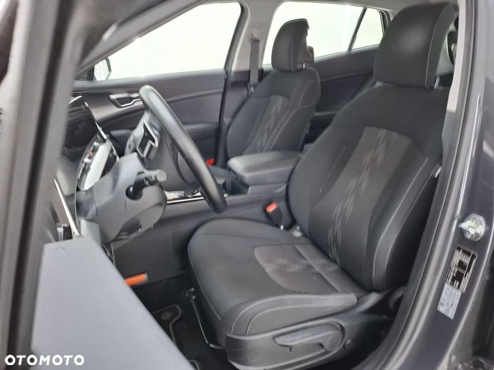 Kia Sportage 1.6 T-GDI HEV Business Line 2WD - 13