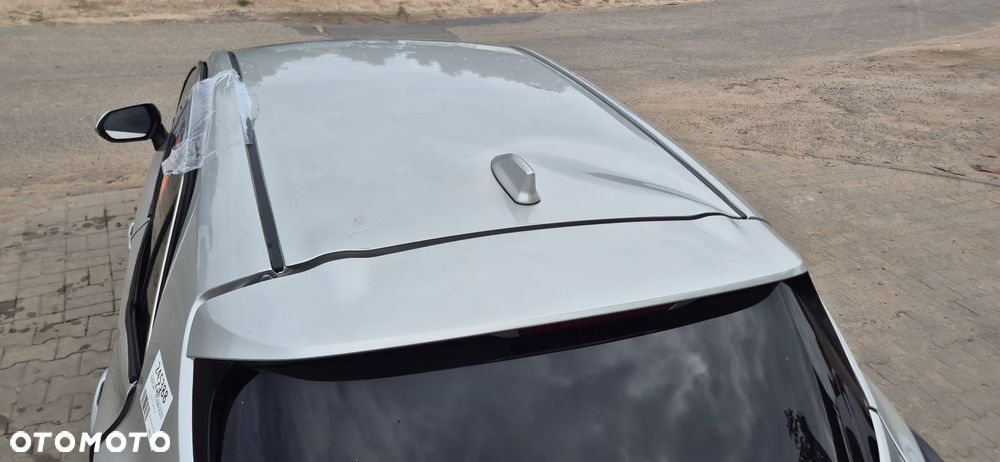 Toyota Corolla 1.8 Hybrid Comfort - 18