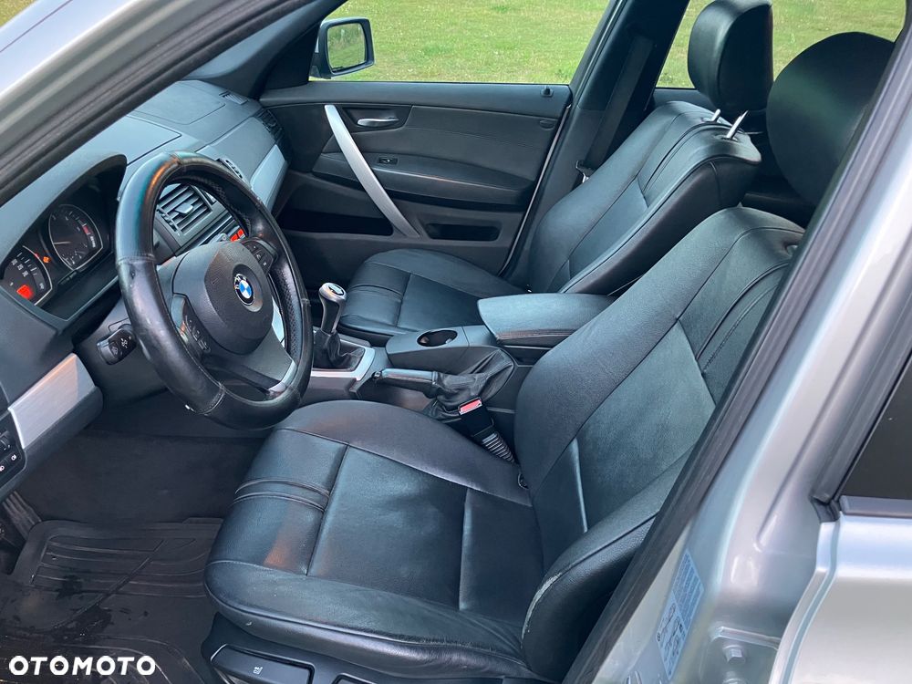 BMW X3 2.0d - 8