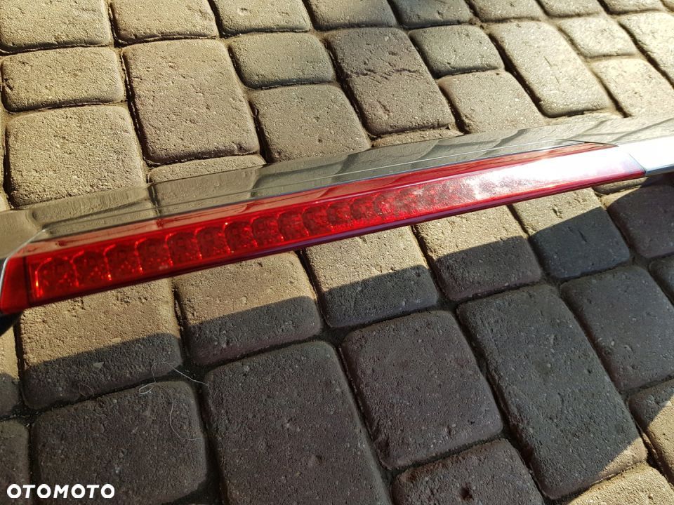 Hyundai Santa Fe II Spoiler Lotka Klapy Bagażnika - 3