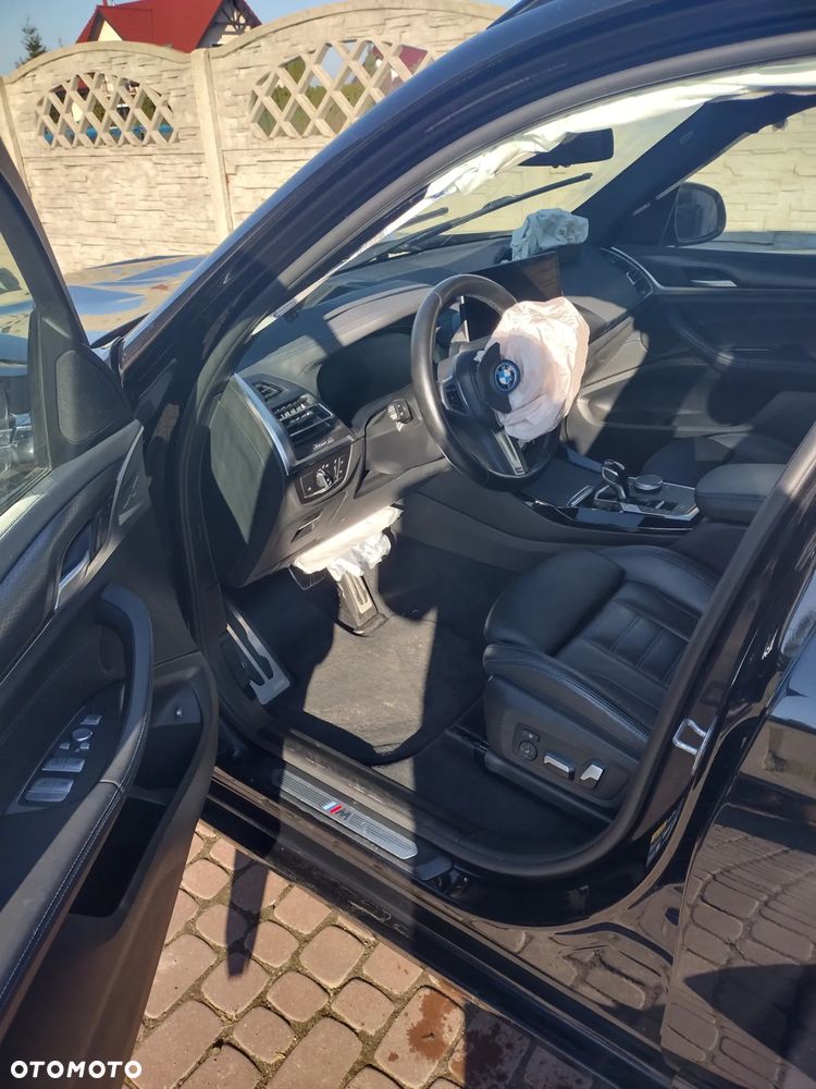 BMW X3 xDrive30e M Sport Edition - 7