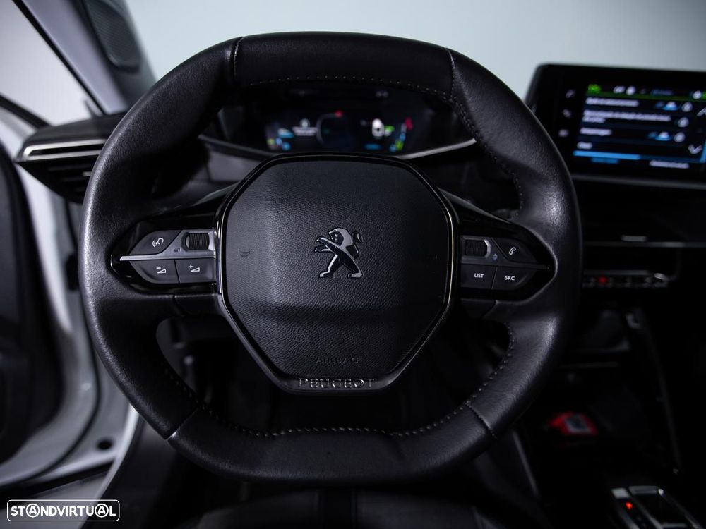 Peugeot e-2008 50 kWh Allure Pack - 16