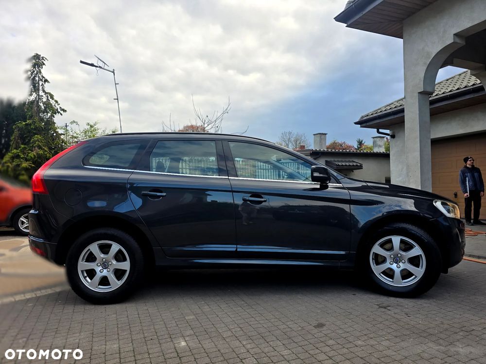 Volvo XC 60 - 8