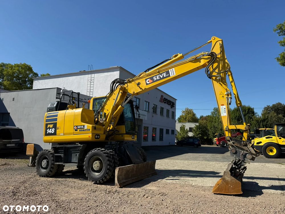 Komatsu PW 148 -11 - 8