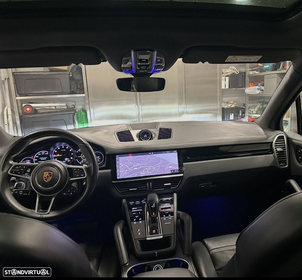 Porsche Cayenne E-Hybrid - 6