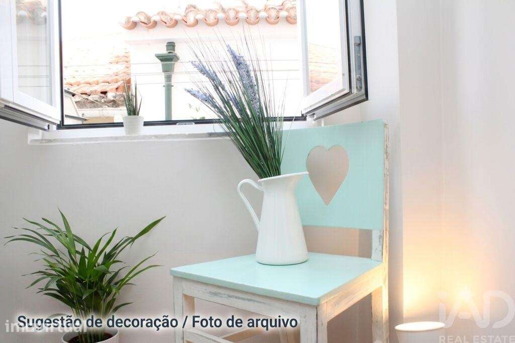 Estúdio em Santa Maria Maior de 25 m2 - Grande imagem: 2/35
