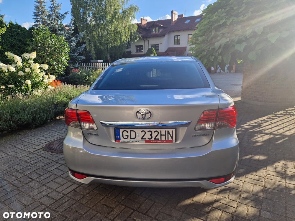 Toyota Avensis 1.8 Premium EU5 MS - 2