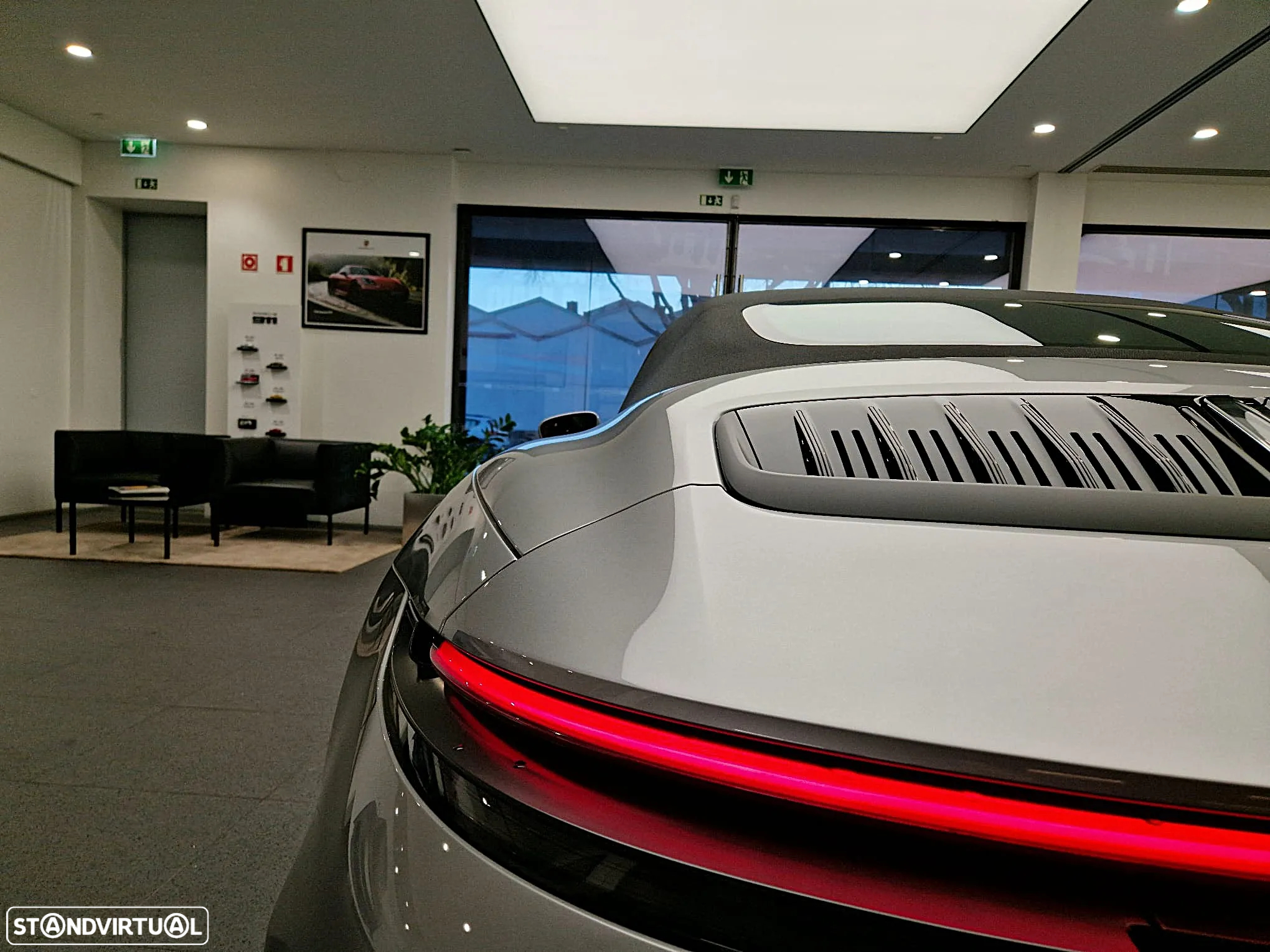 Porsche 911 (992) Carrera - 7