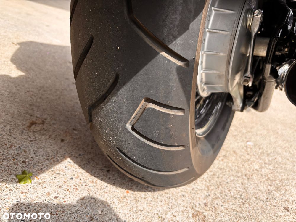 Suzuki VL 800 Volusia - Boulevard C50 - 4