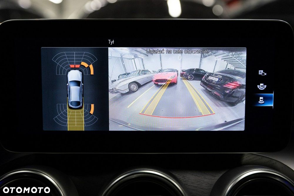 Mercedes-Benz GLC - 24