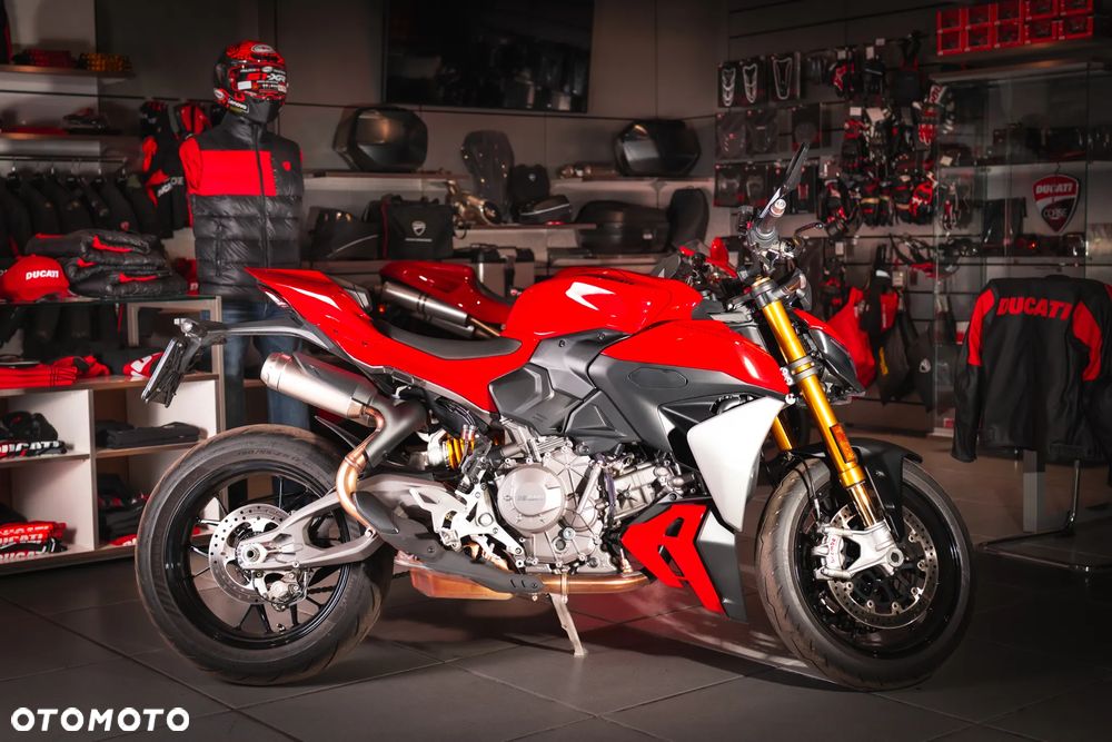 Ducati Streetfighter V2 - 5