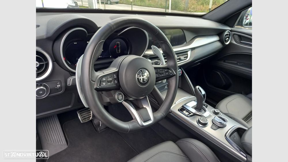 Alfa Romeo Stelvio 2.2 D Sprint Q4 AT8 - 19