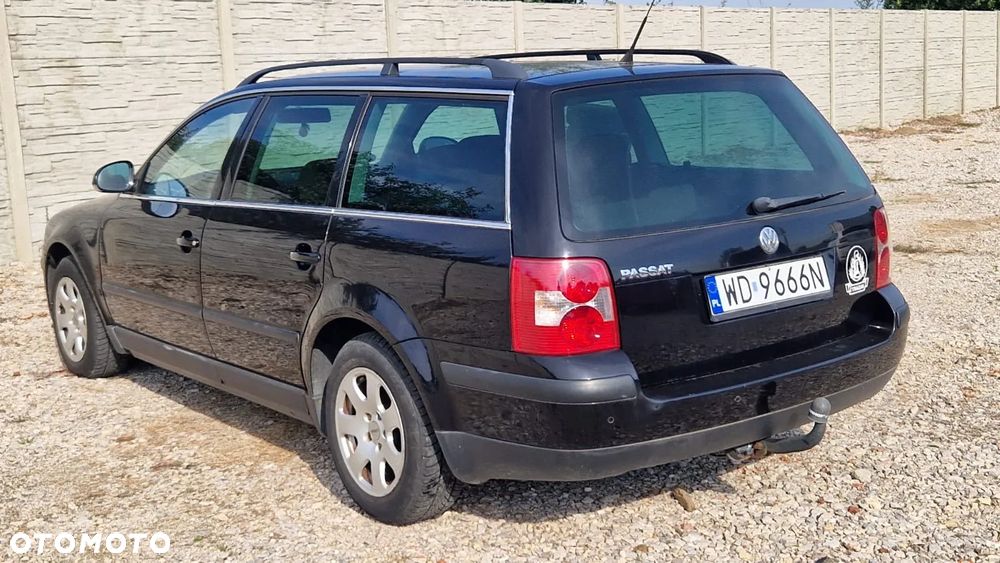 Volkswagen Passat 1.6 Comfortline - 2