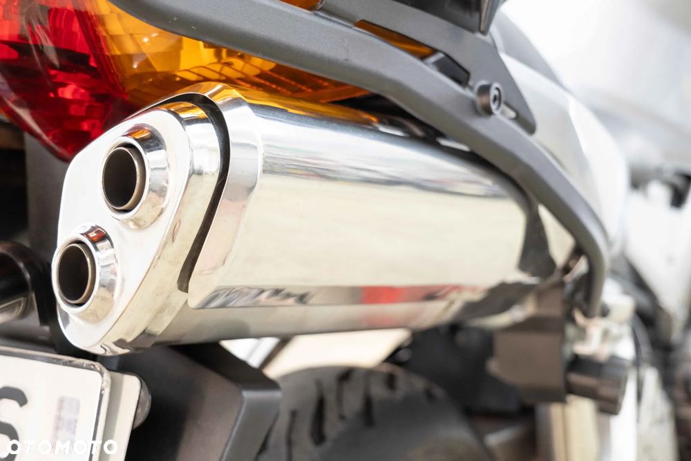 Honda VFR - 19
