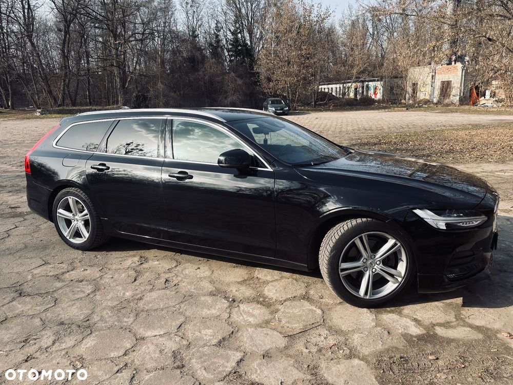 Volvo V90 D4 SCR AWD Momentum Pro - 3