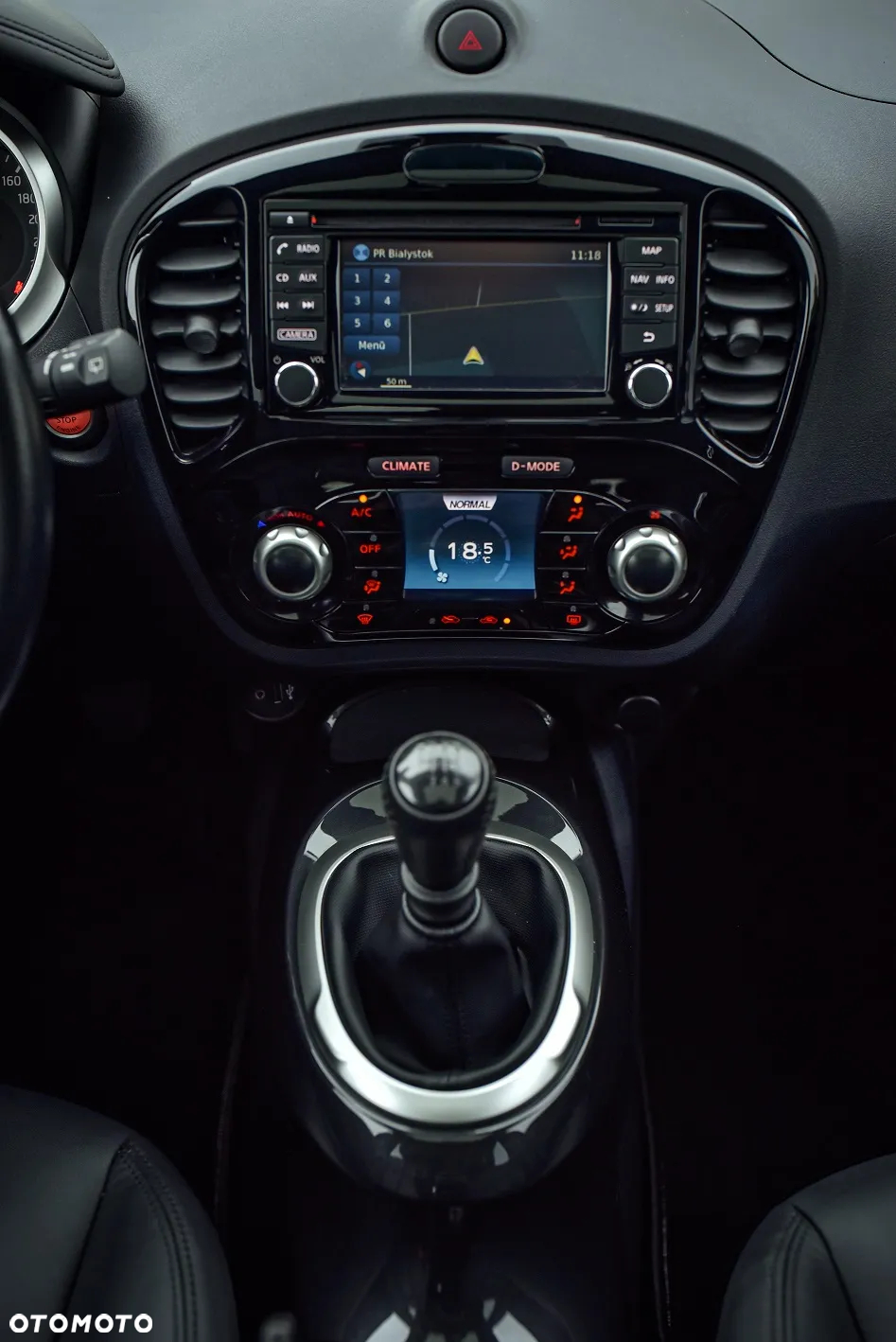 Nissan Juke 1.6 DIG-T Tekna - 23