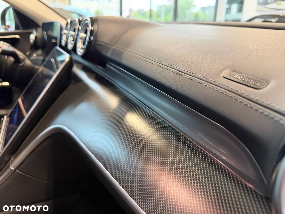 Mercedes-Benz Klasa C 300 e 9G-TRONIC AMG Line - 17