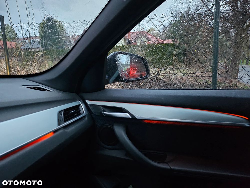 BMW X1 xDrive25d Advantage - 9