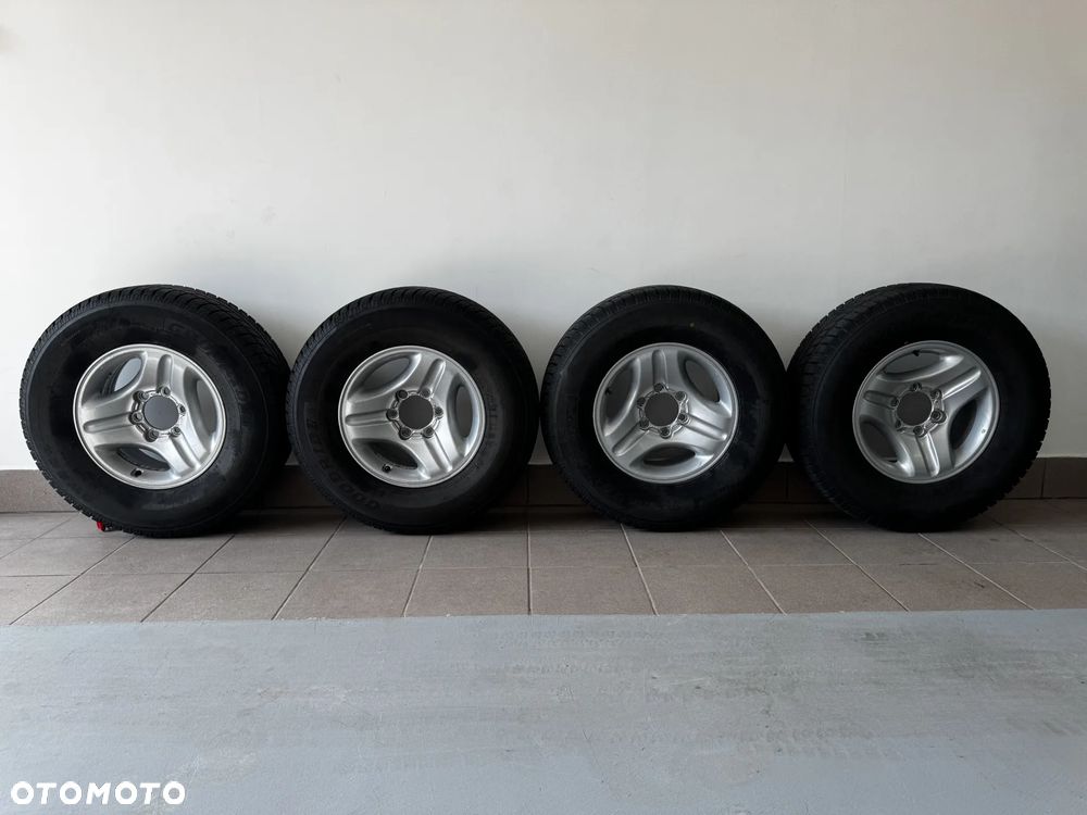 Felgi aluminiowe Toyota Land Cruiser R16 - 1
