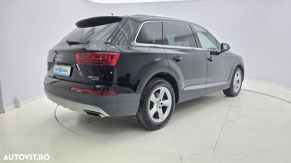 Audi Q7 - 6