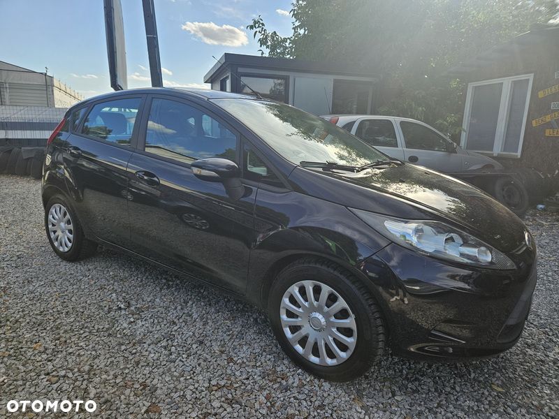Ford Fiesta 1.25 Ambiente - 11