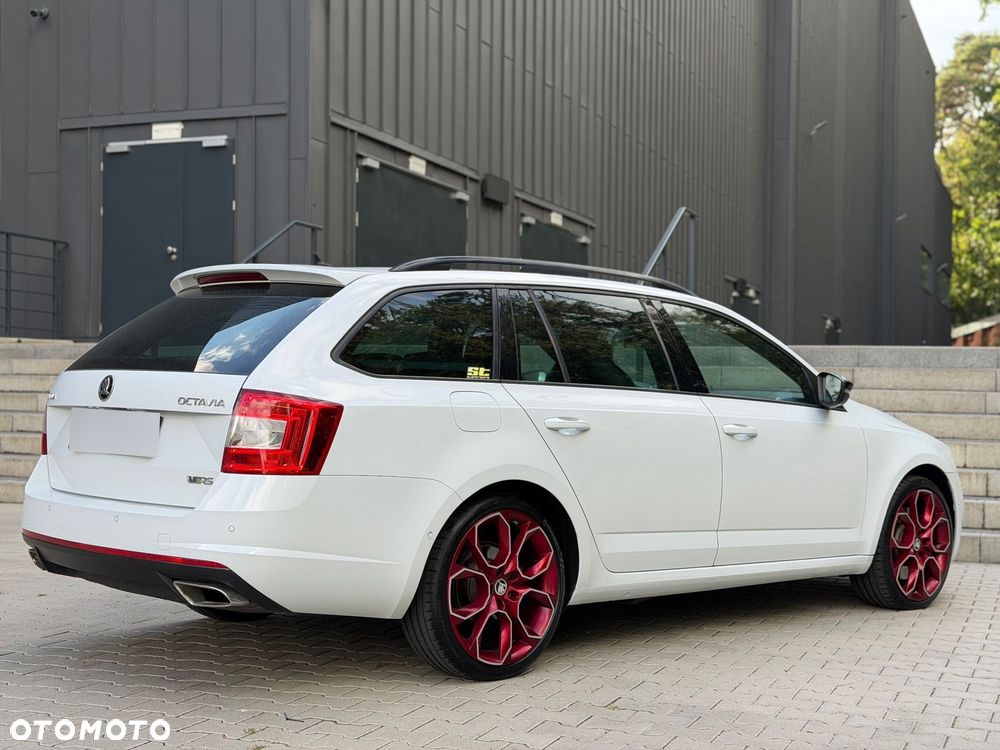 Skoda Octavia 2.0 TDI DSG RS - 14