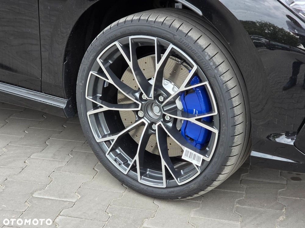 Volkswagen Golf - 6