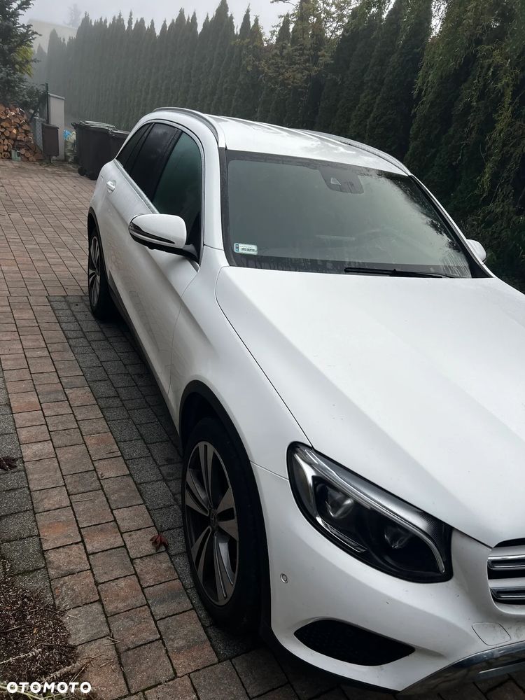 Mercedes-Benz Glc 2017 photo 2