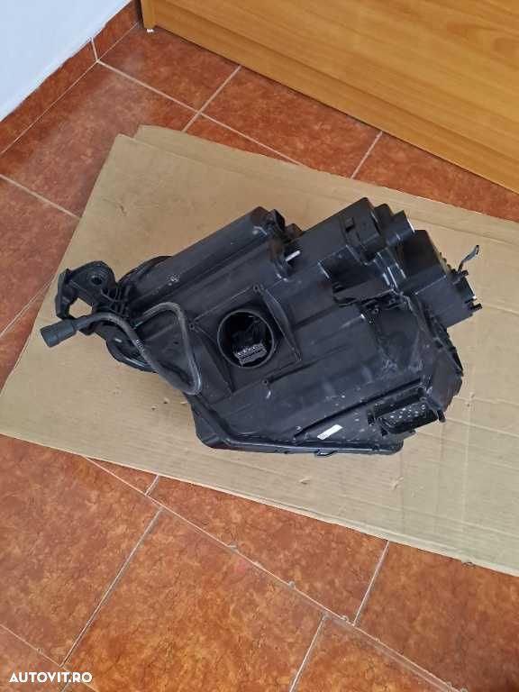 Far dreapta Skoda Karoq Facelift full led an 2022-2024 original - 6