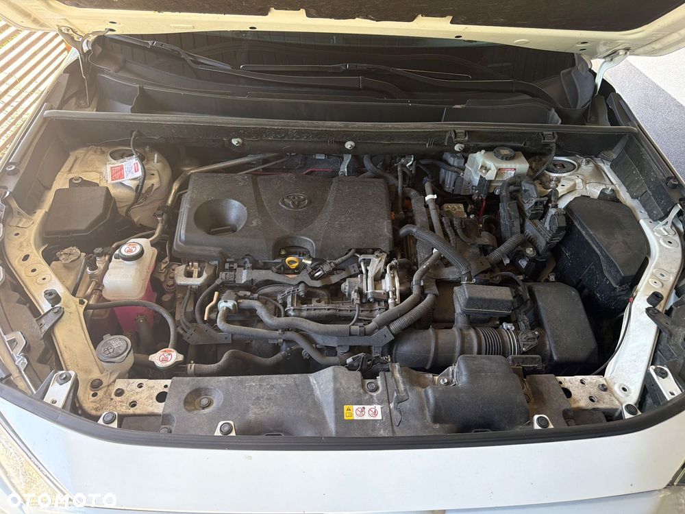 Toyota RAV4 - 11