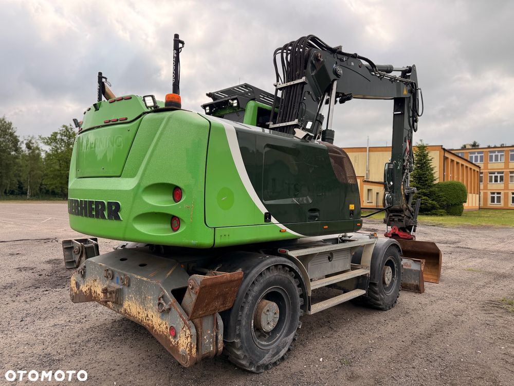 Liebherr A920 - 5