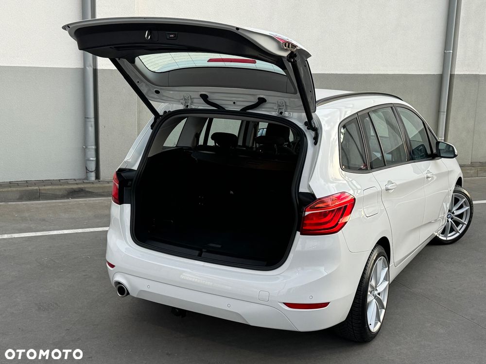 BMW Seria 2 216i GPF Luxury Line - 8