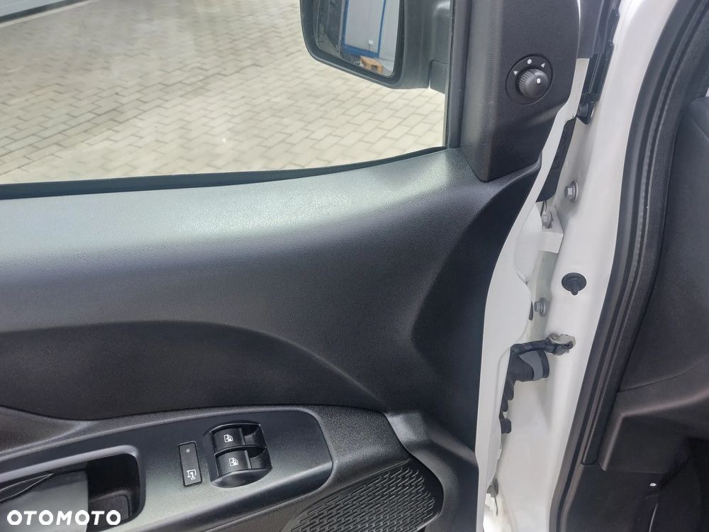 Fiat Doblo - 11