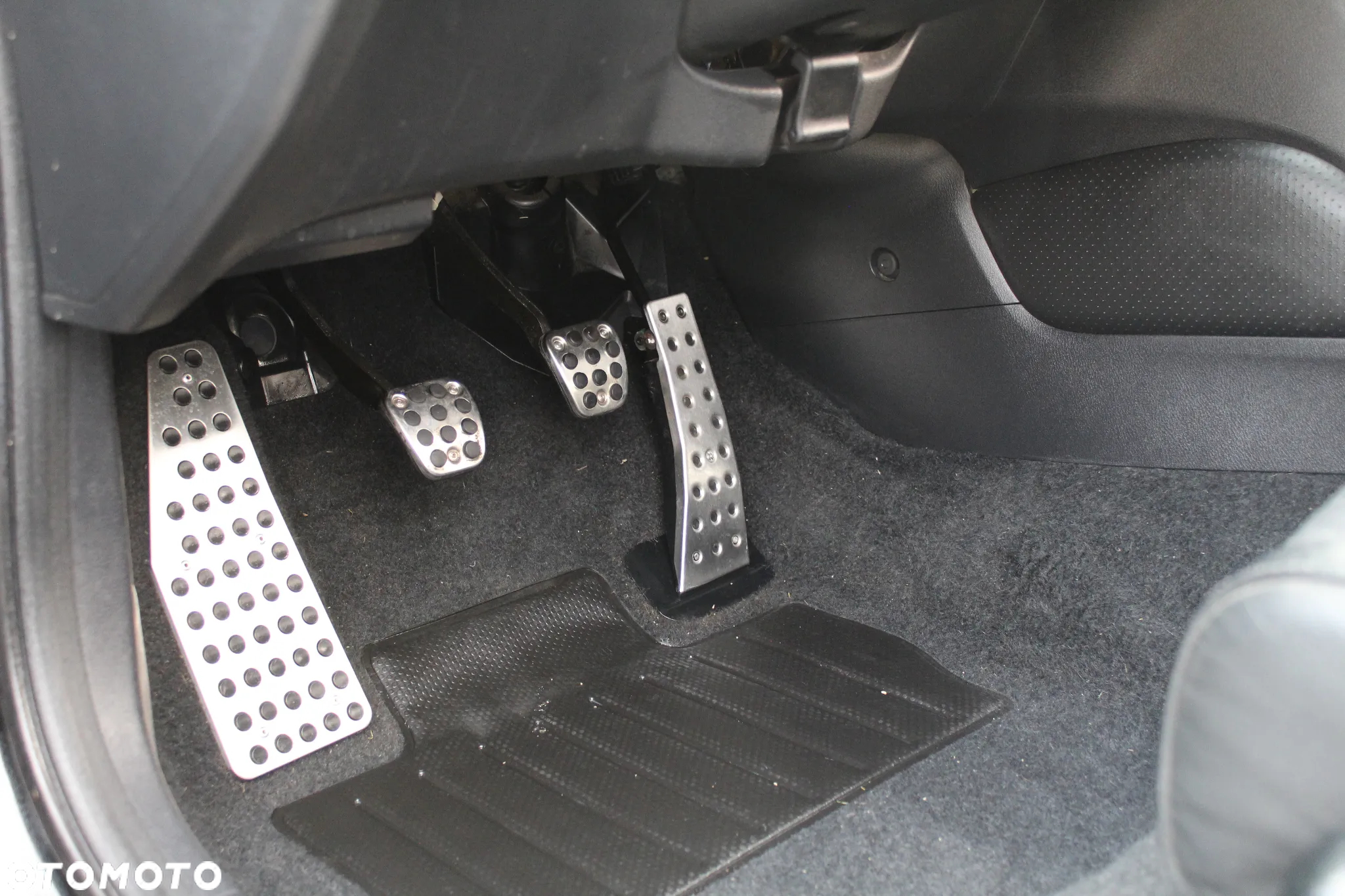 Honda Civic 1.4 i-VTEC Sport - 24