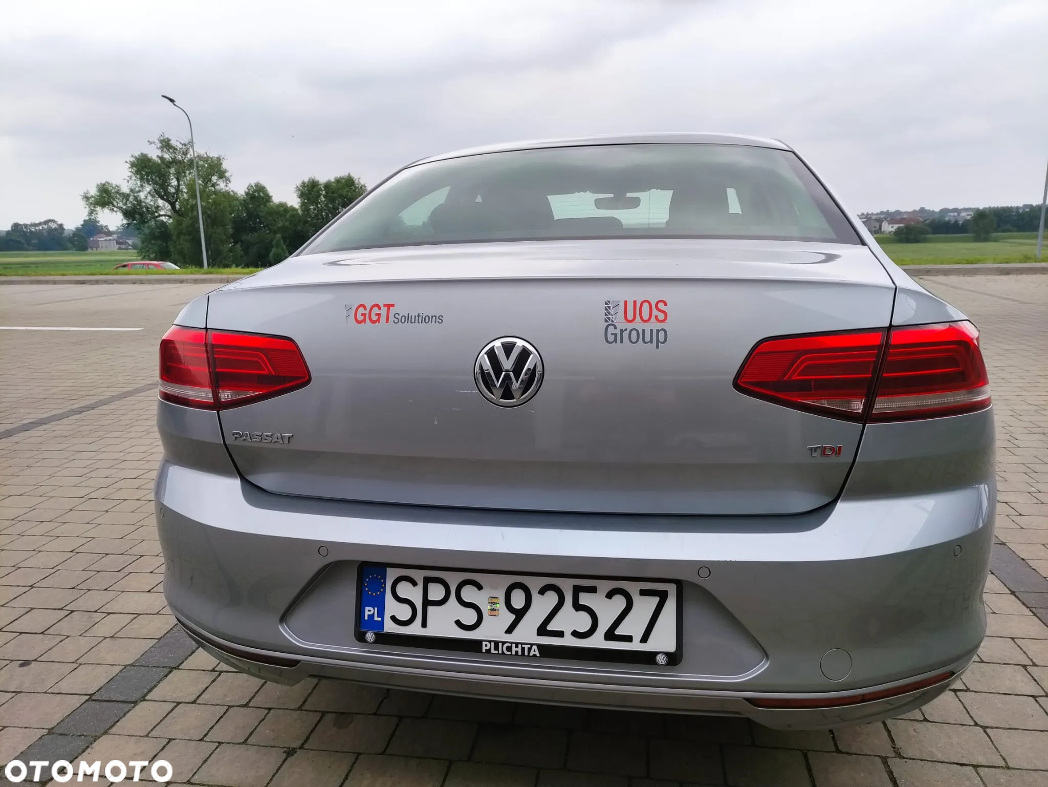 Volkswagen Passat 1.6 TDI BMT Comfortline - 4