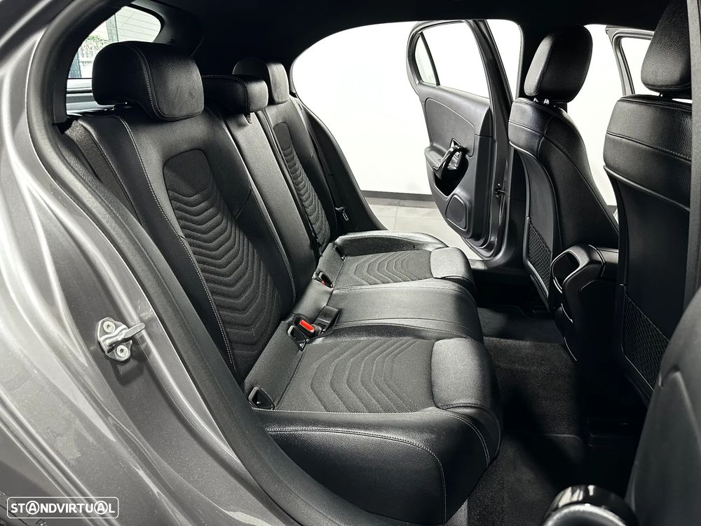 Mercedes-Benz A 180 d Progressive Aut. - 40