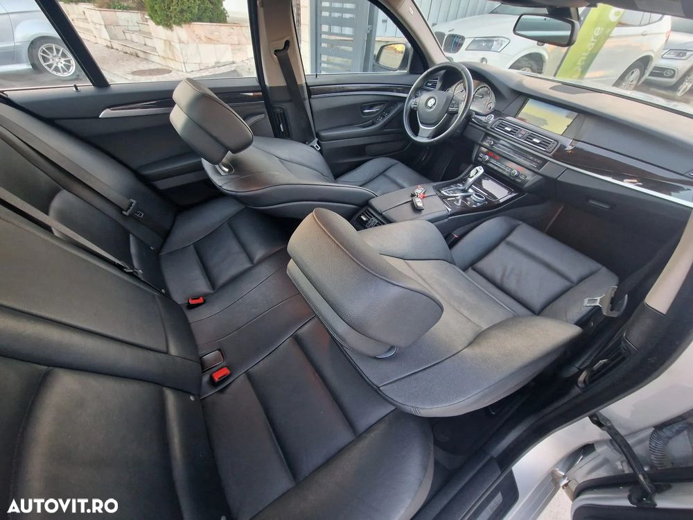 BMW Seria 5 525d xDrive AT - 11