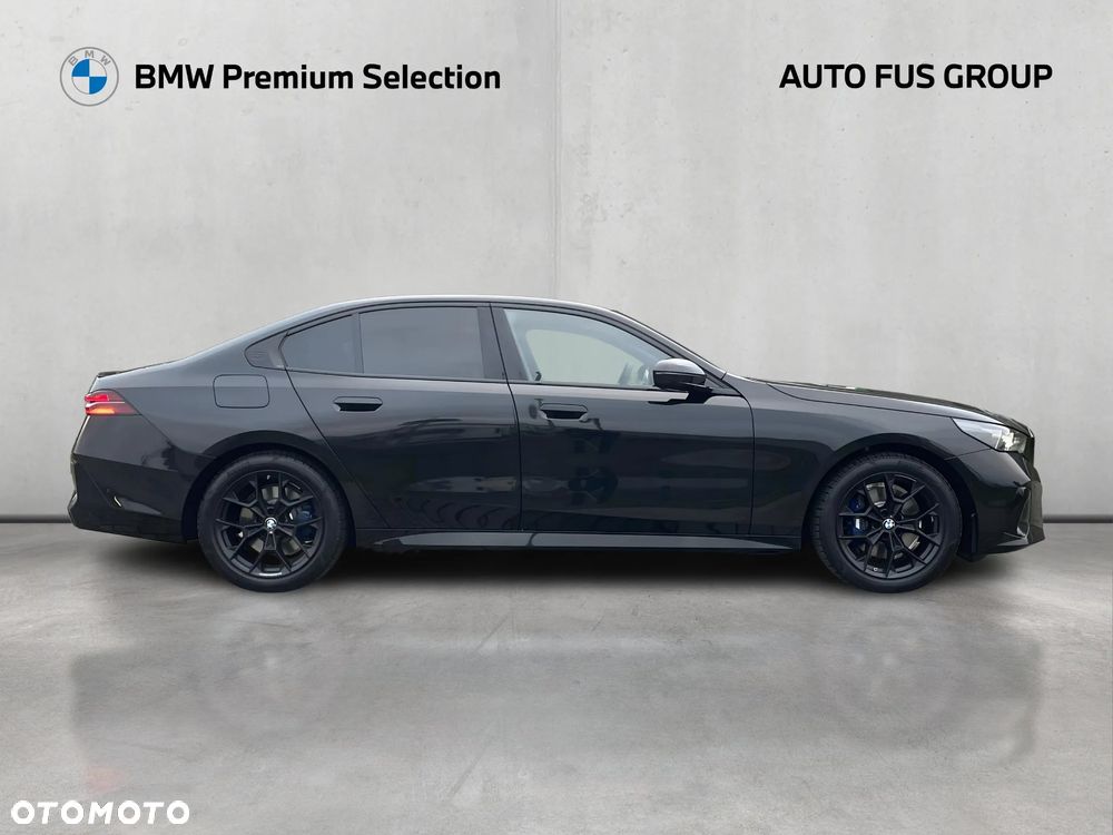 BMW Seria 5 520d xDrive mHEV M Sport - 2