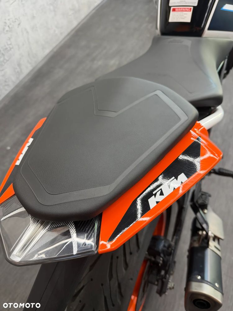 KTM Duke 125 - 16
